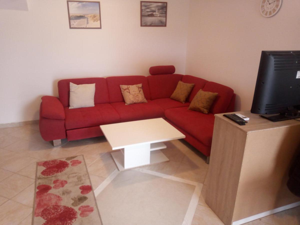 Apartmani Rab - Adrijana & Aleksandra Banjol Buitenkant foto