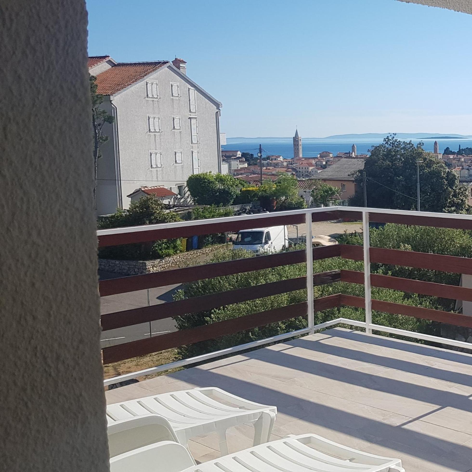 Apartmani Rab - Adrijana & Aleksandra Banjol Buitenkant foto
